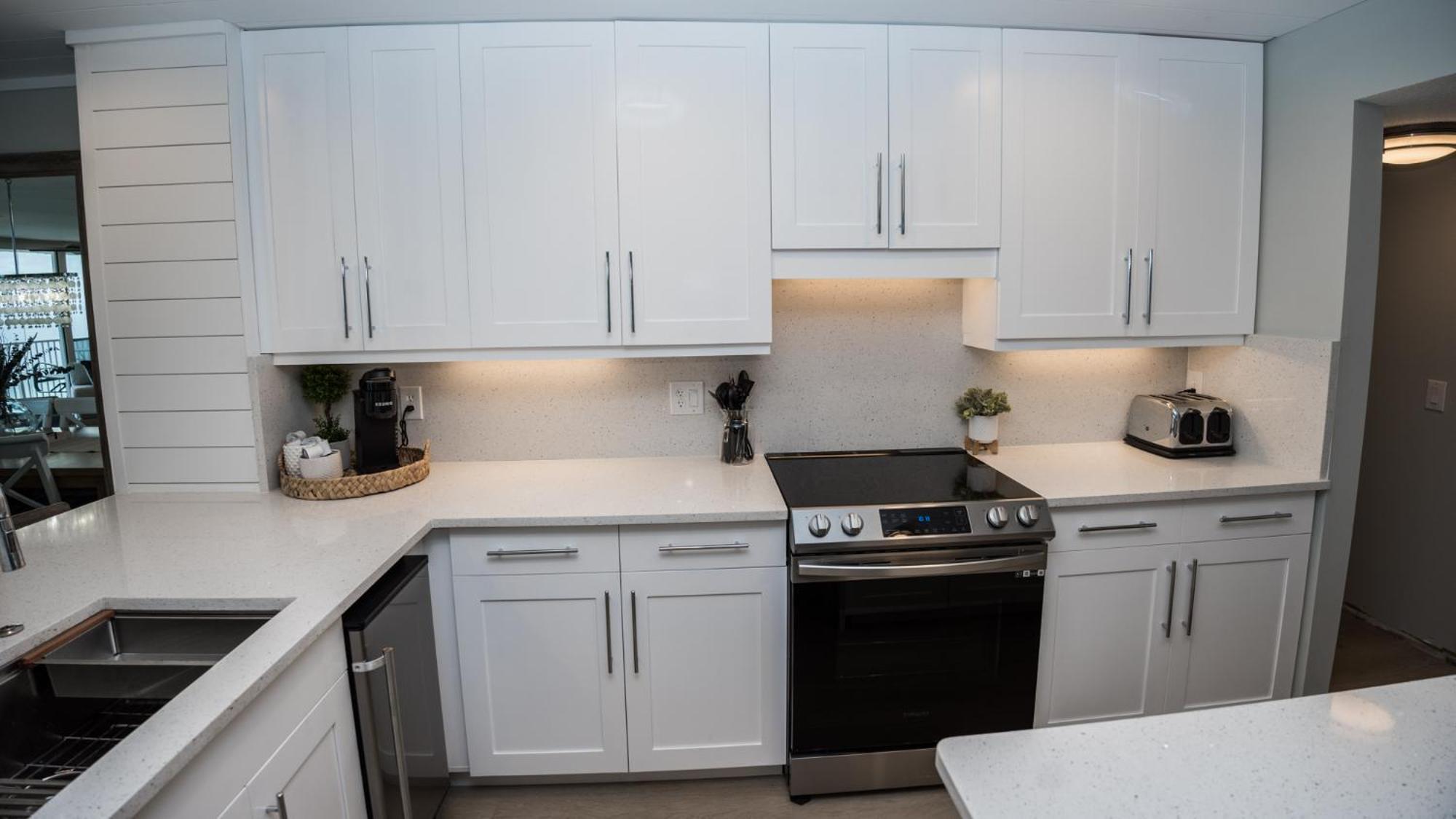 New Rental - 3Br 3Ba Corner Beachfront - 2024 Remodel - 3 Pools, Tiki Hut, Gym, Tennis パナマシティービーチ エクステリア 写真