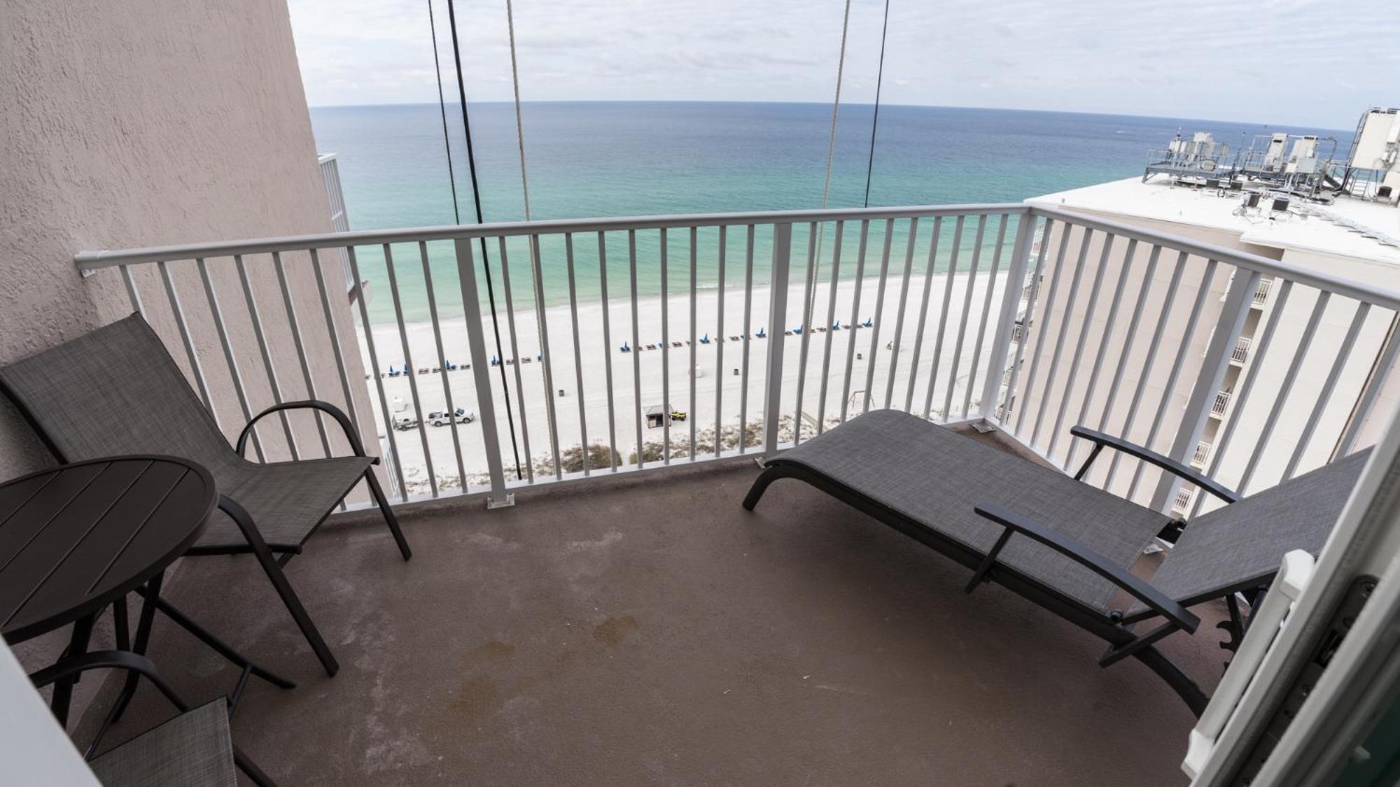 New Rental - 3Br 3Ba Corner Beachfront - 2024 Remodel - 3 Pools, Tiki Hut, Gym, Tennis パナマシティービーチ エクステリア 写真