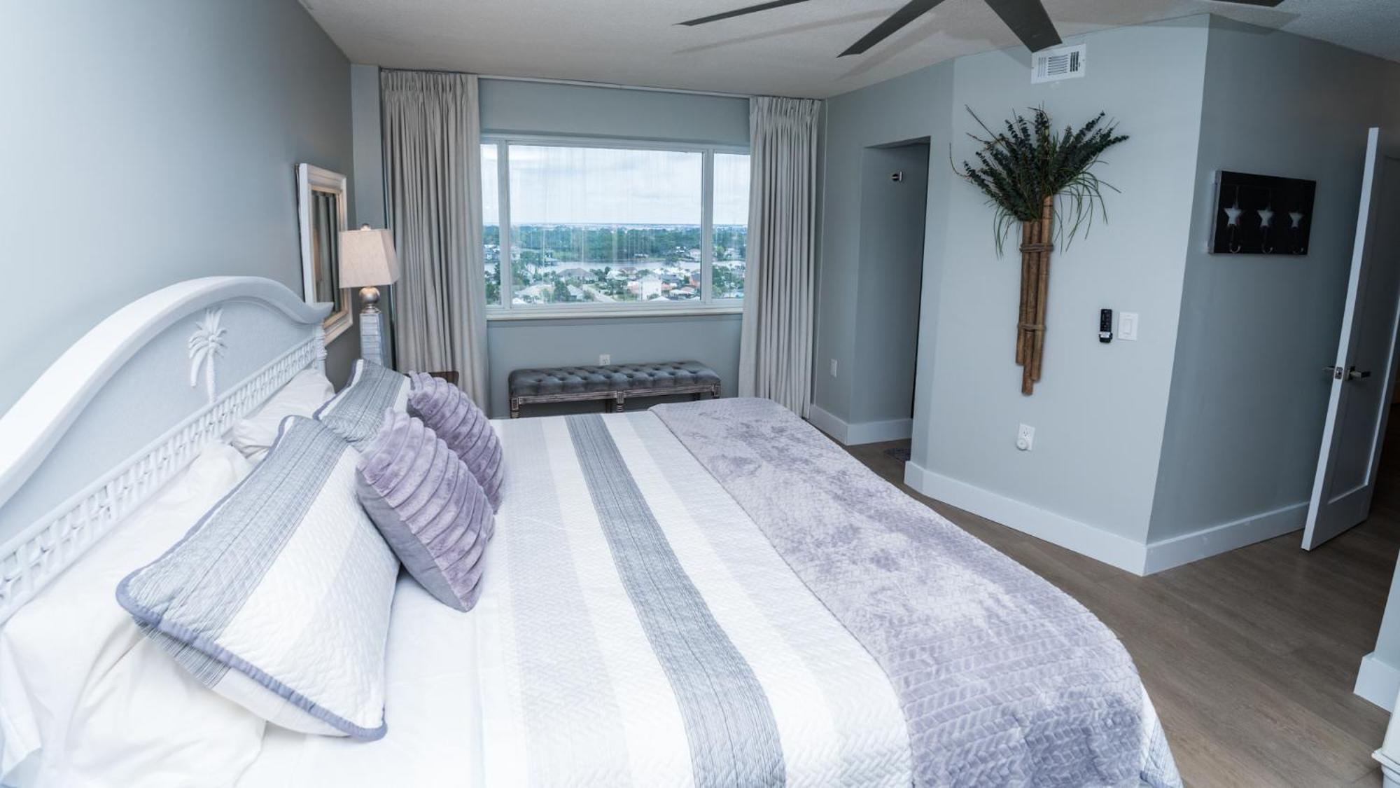 New Rental - 3Br 3Ba Corner Beachfront - 2024 Remodel - 3 Pools, Tiki Hut, Gym, Tennis パナマシティービーチ エクステリア 写真
